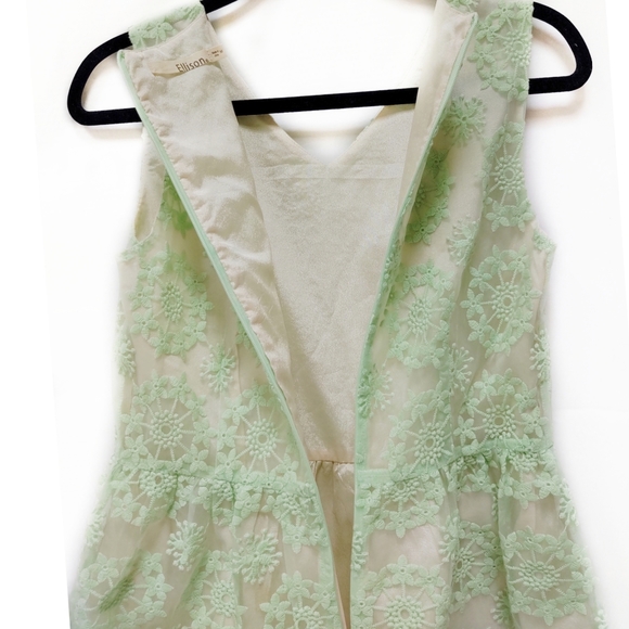 Ellison Green Lace Overlay Dress Sleeveless Zip - Picture 5 of 16